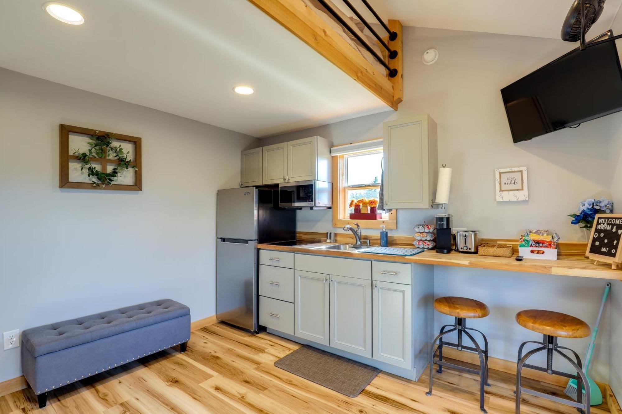 Marshall Studio With Loft, Hot Tub And Views! 外观 照片