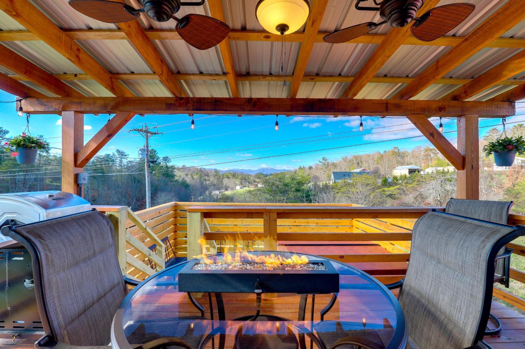 Marshall Studio With Loft, Hot Tub And Views! 外观 照片