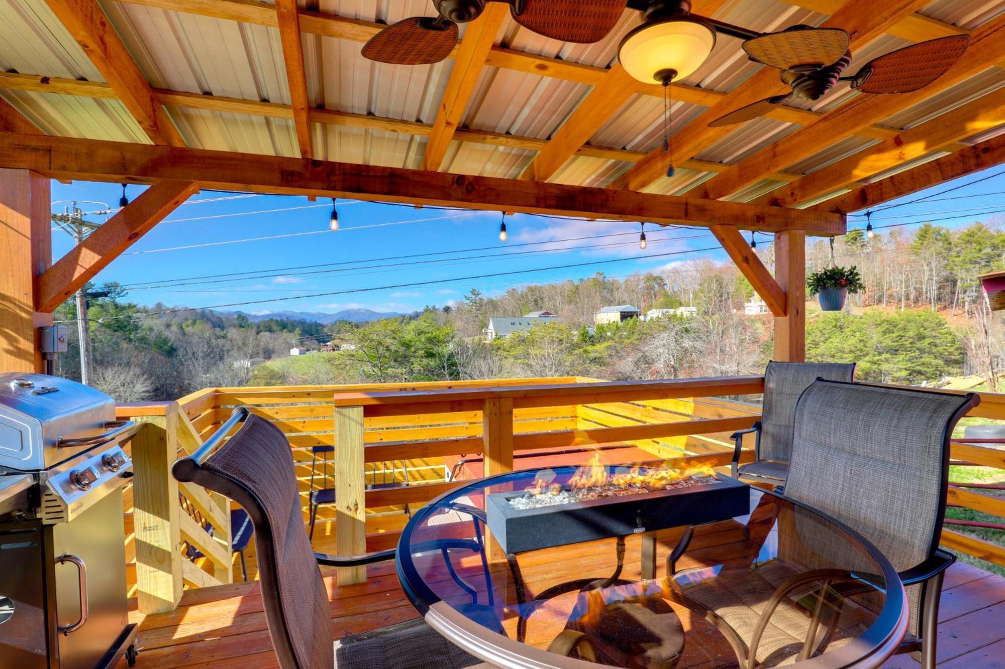 Marshall Studio With Loft, Hot Tub And Views! 外观 照片